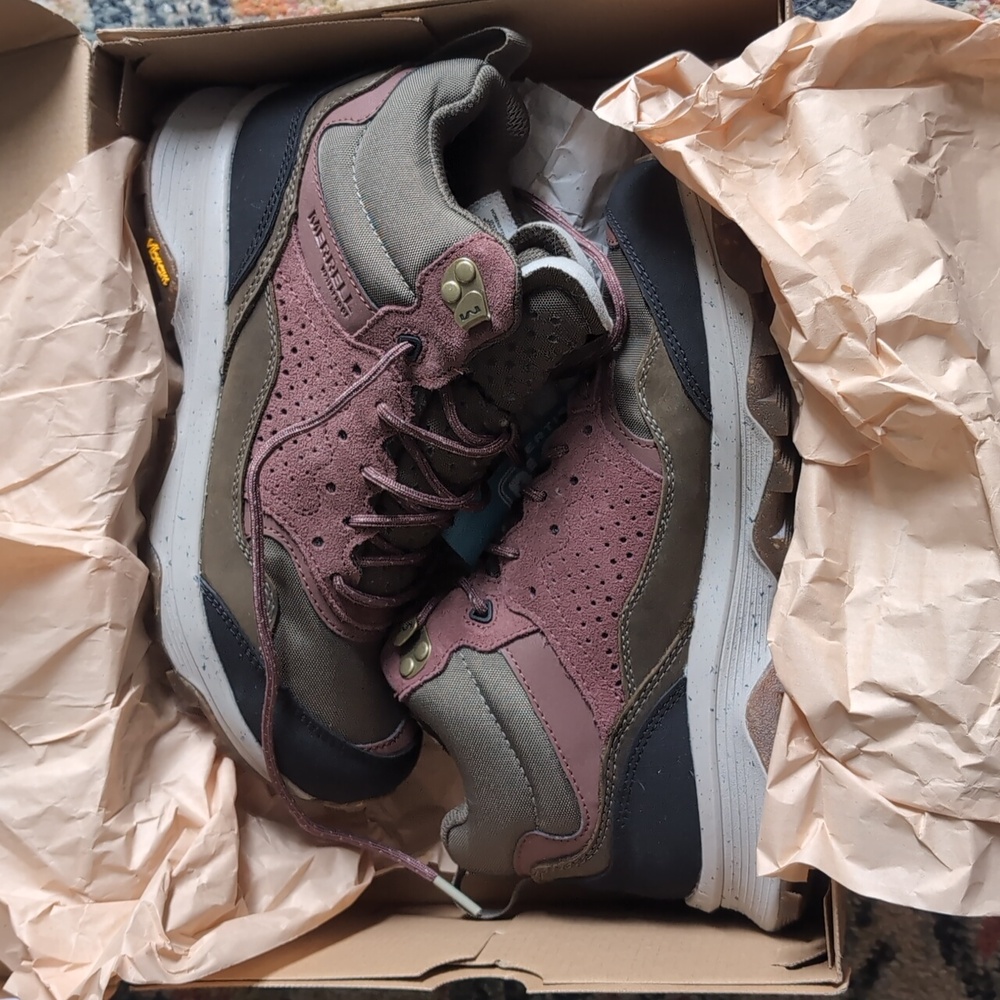 NEW IN BOX Merrell Speed Solo women size 9